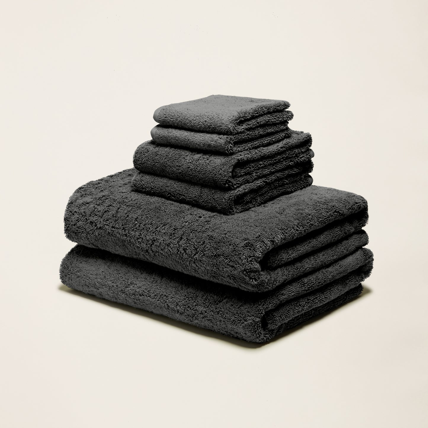 Serene_Luxe Set_Charcoal_A.jpg