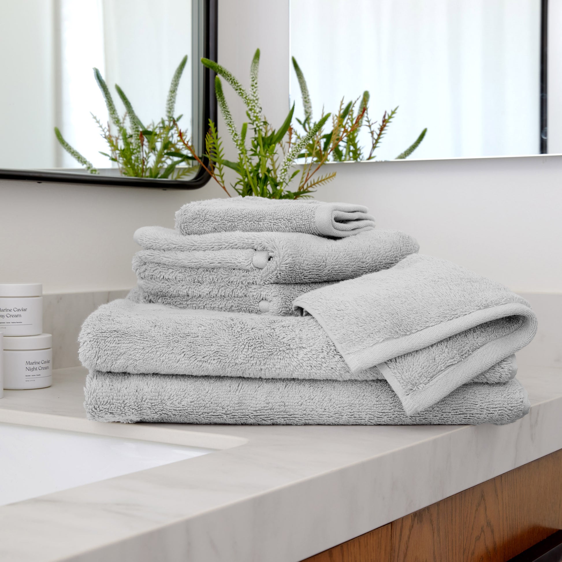 Serene_Deluxe Set_Gray_C.jpg