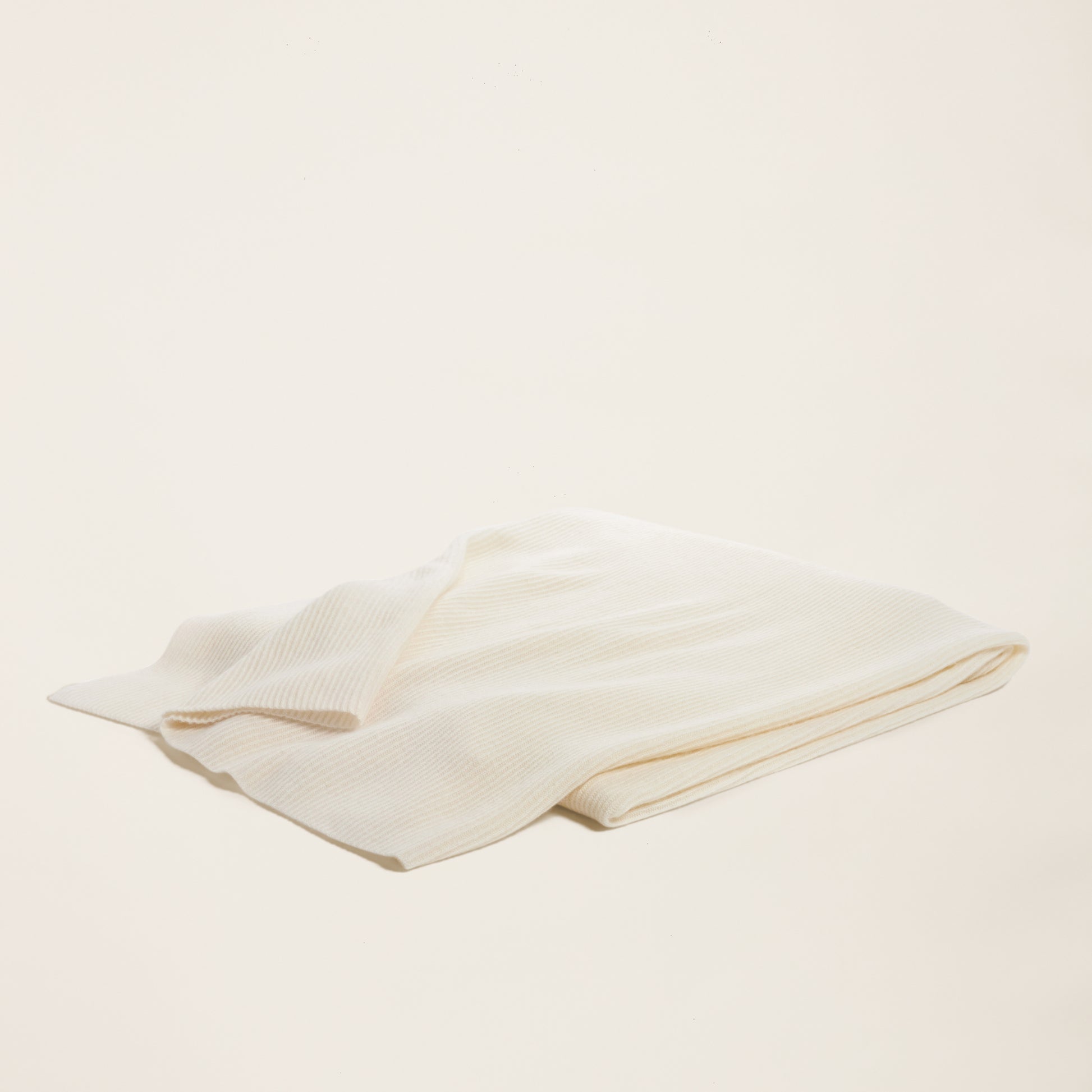 CashmereRibbedThrow_Ivory_Home_StillLife_1x1_0168.jpg